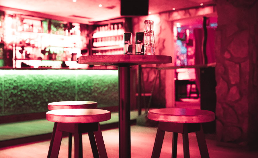 Eingang's Tisch #1